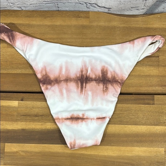 Splendid White and Brown Bikini Bottom with Cheeky Cut - Picture 3 of 8